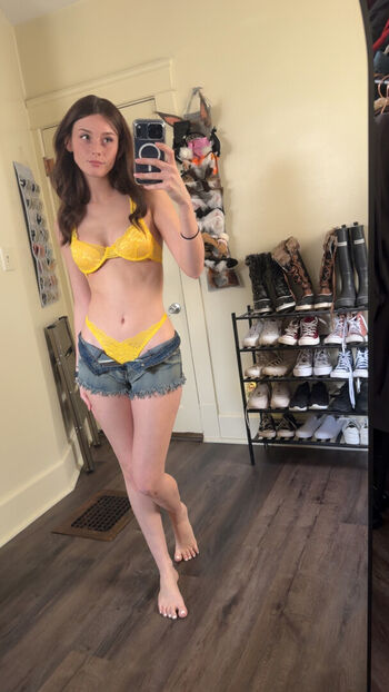Full leaked Soggyalien private onlyfans photo