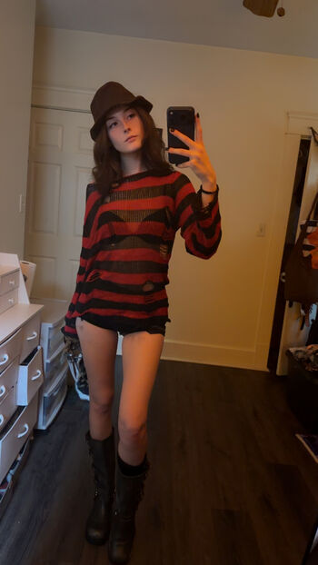 Soggyalien22