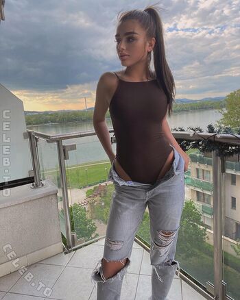 Full leaked Solangejuraszik page private onlyfans photo