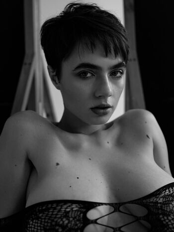 Full leaked Solomia maievska page private onlyfans photo