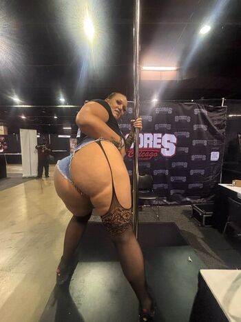 Full leaked Somali rose private onlyfans photo