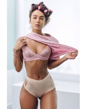 Full leaked Sommer ray page private onlyfans photo