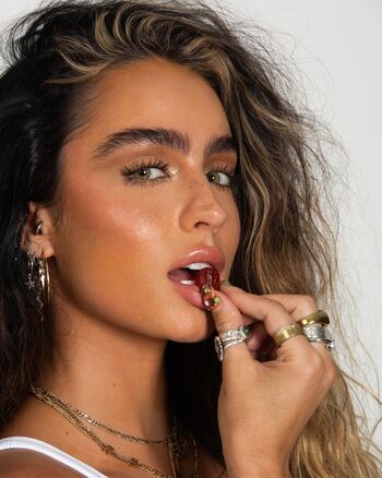 Sommer Ray