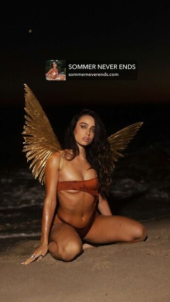 Full leaked Sommer ray page private onlyfans photo