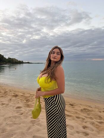 Full leaked Sonali malhotraa private onlyfans photo
