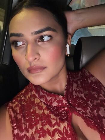 Sonali_malhotraa