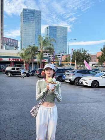 Song Yuqi