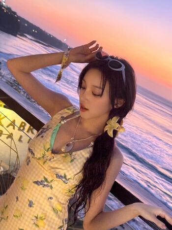 Song Yuqi