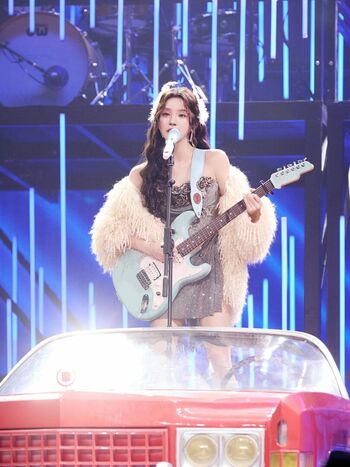Full leaked Song yuqi private onlyfans photo
