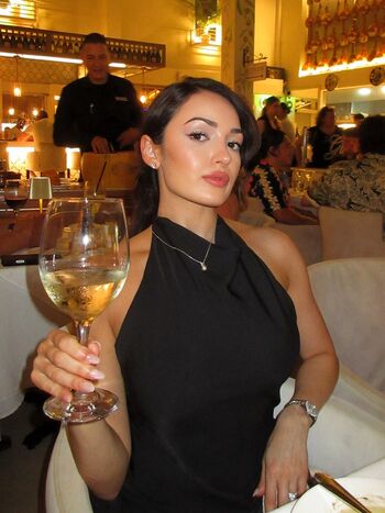 Full leaked Sonialferraro private onlyfans photo