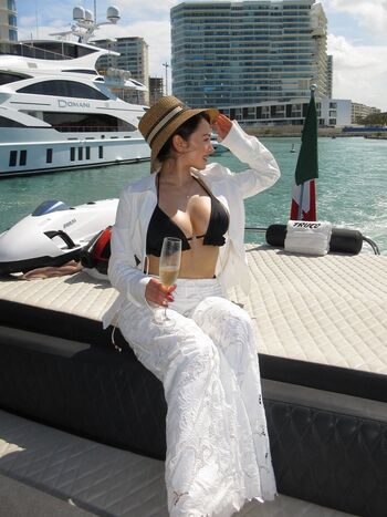 Full leaked Sonialferraro private onlyfans photo
