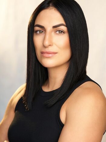 Sonya Deville