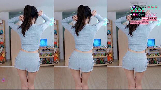 Full leaked Sooflower private onlyfans photo