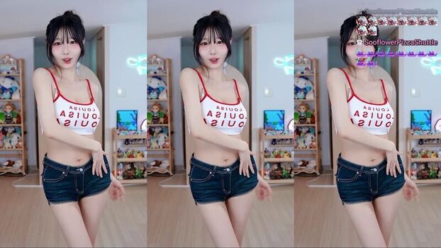 Full leaked Sooflower private onlyfans photo