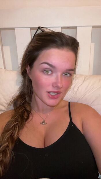 Full leaked Sophhcxfree private onlyfans photo