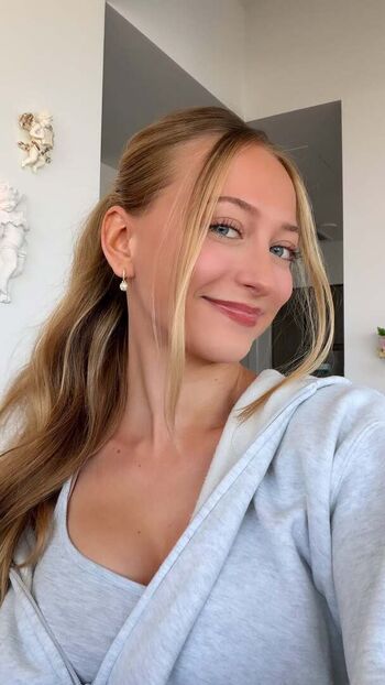 Full leaked Sophia diamond private onlyfans photo