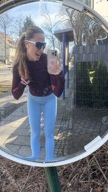 Full leaked Sophia flrsch private onlyfans photo