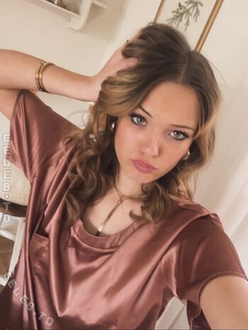 Full leaked Sophiawestend private onlyfans photo