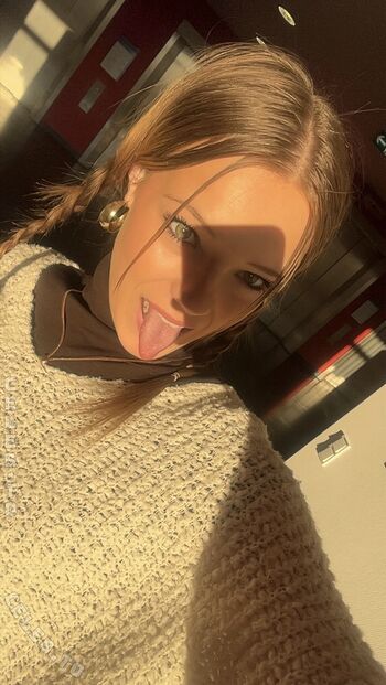 Full leaked Sophiawestend private onlyfans photo