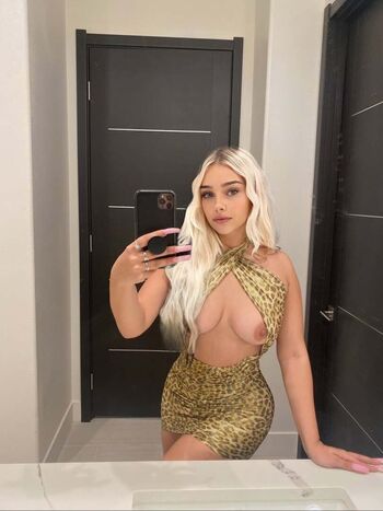 Full leaked Sophie baley private onlyfans photo