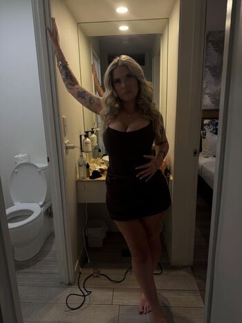 Full leaked Sophie bignell private onlyfans photo