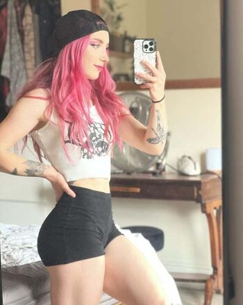 Full leaked Sophie burrell private onlyfans photo