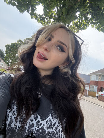 Full leaked Sophie burrell page private onlyfans photo