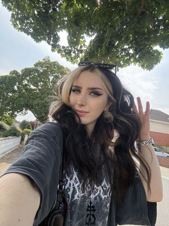 Full leaked Sophie burrell page private onlyfans photo