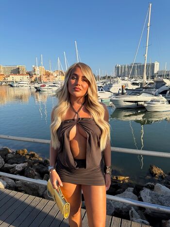 Full leaked Sophie day private onlyfans photo