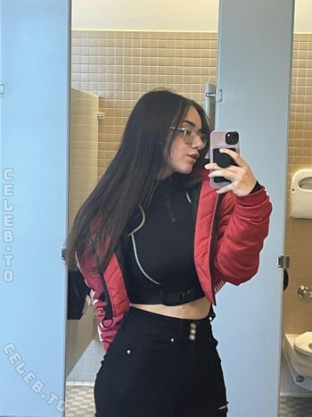 Full leaked Sophie grey private onlyfans photo
