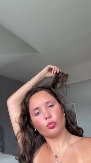 Full leaked Sophie lamont page private onlyfans photo