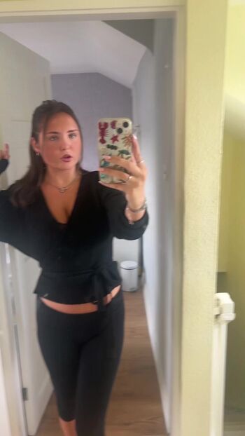 Full leaked Sophie lamont private onlyfans photo