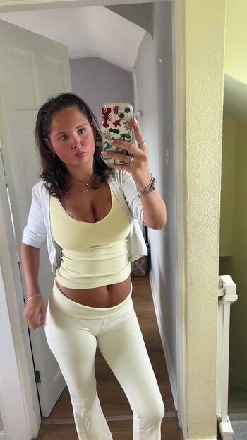 Full leaked Sophie lamont private onlyfans photo