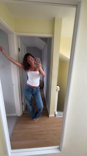 Full leaked Sophie lamont private onlyfans photo