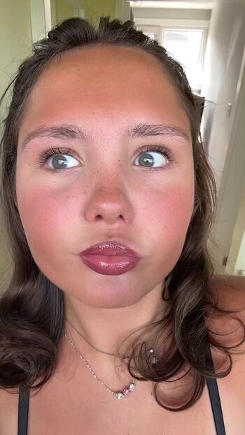 Full leaked Sophie lamont private onlyfans photo