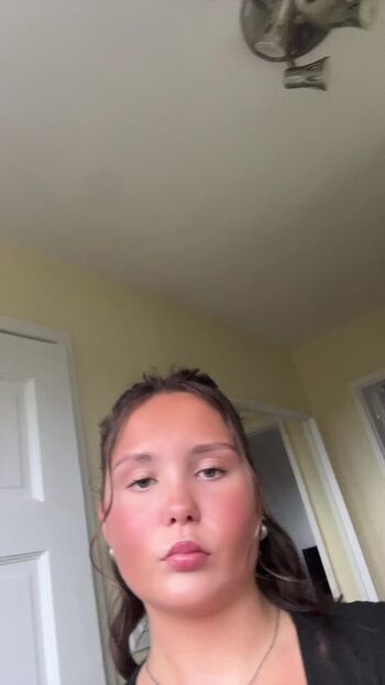 Full leaked Sophie lamont private onlyfans photo