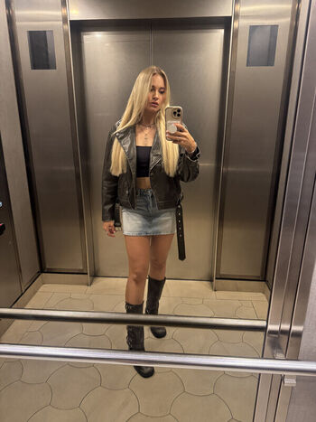 Full leaked Sophie lloyd private onlyfans photo