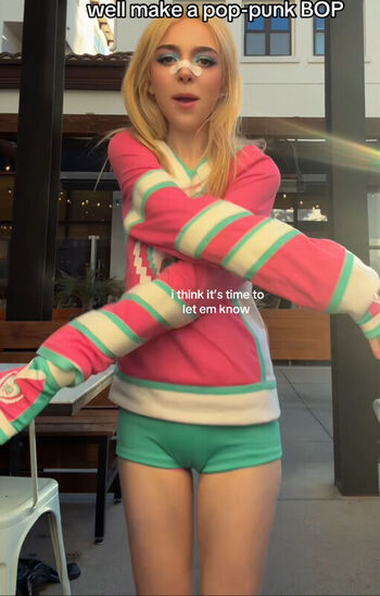 Sophie Powers