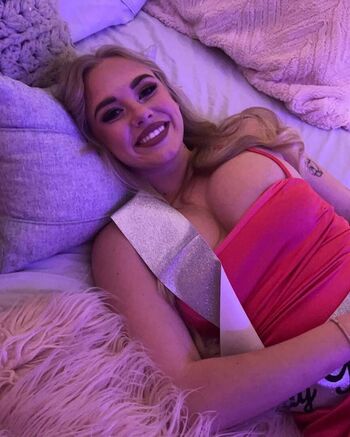 Full leaked Sophie riedemann private onlyfans photo