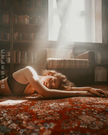 Full leaked Sophie srm private onlyfans photo