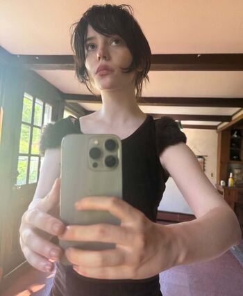 Full leaked Sophie thatcher private onlyfans photo