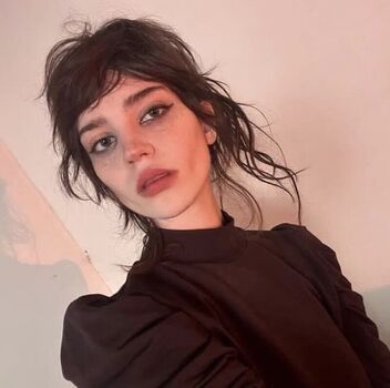 Full leaked Sophie thatcher private onlyfans photo