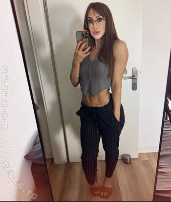 Full leaked Sophie whler private onlyfans photo