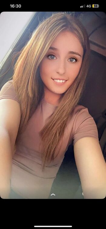 Full leaked Sophie wilson private onlyfans photo