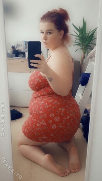 Full leaked Sophieschmande private onlyfans photo