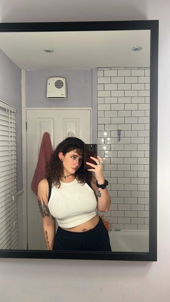 Full leaked Sophoulla private onlyfans photo