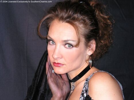 Southern-Charms Reese