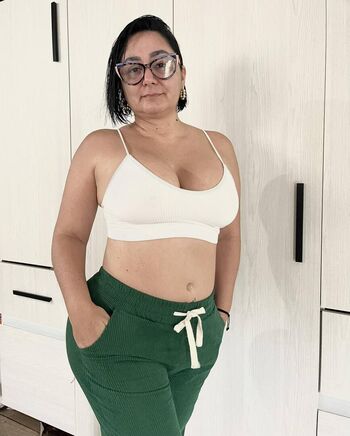 Full leaked Soycarmenarias private onlyfans photo