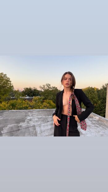 Full leaked Soykarengoncalves private onlyfans photo