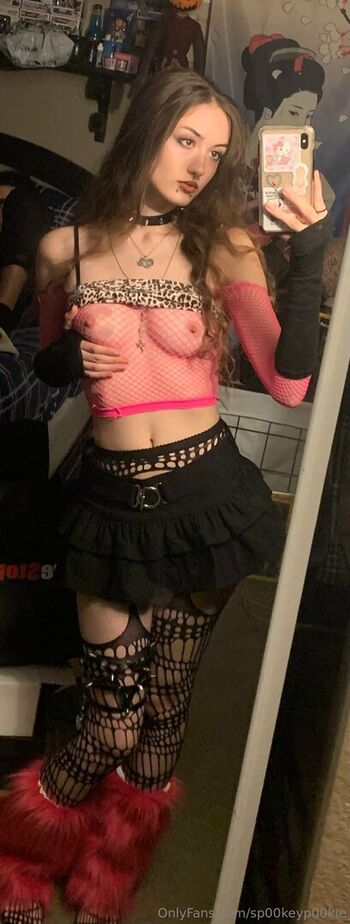Full leaked Spkeypkie private onlyfans photo